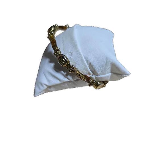 Amber Enamel Hinged Bangle Bracelet - Picture 5 of 5